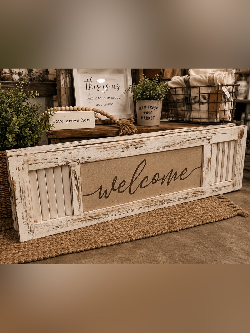 Mud Pie Rustic Welcome Sign in Beige and White
